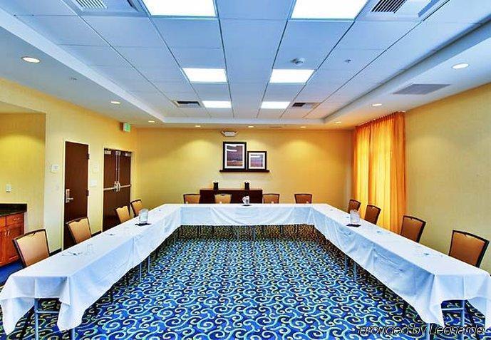 Springhill Suites Fresno Zařízení fotografie