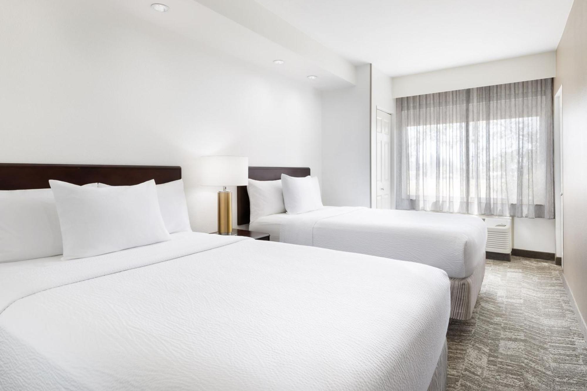 Springhill Suites Fresno Exteriér fotografie