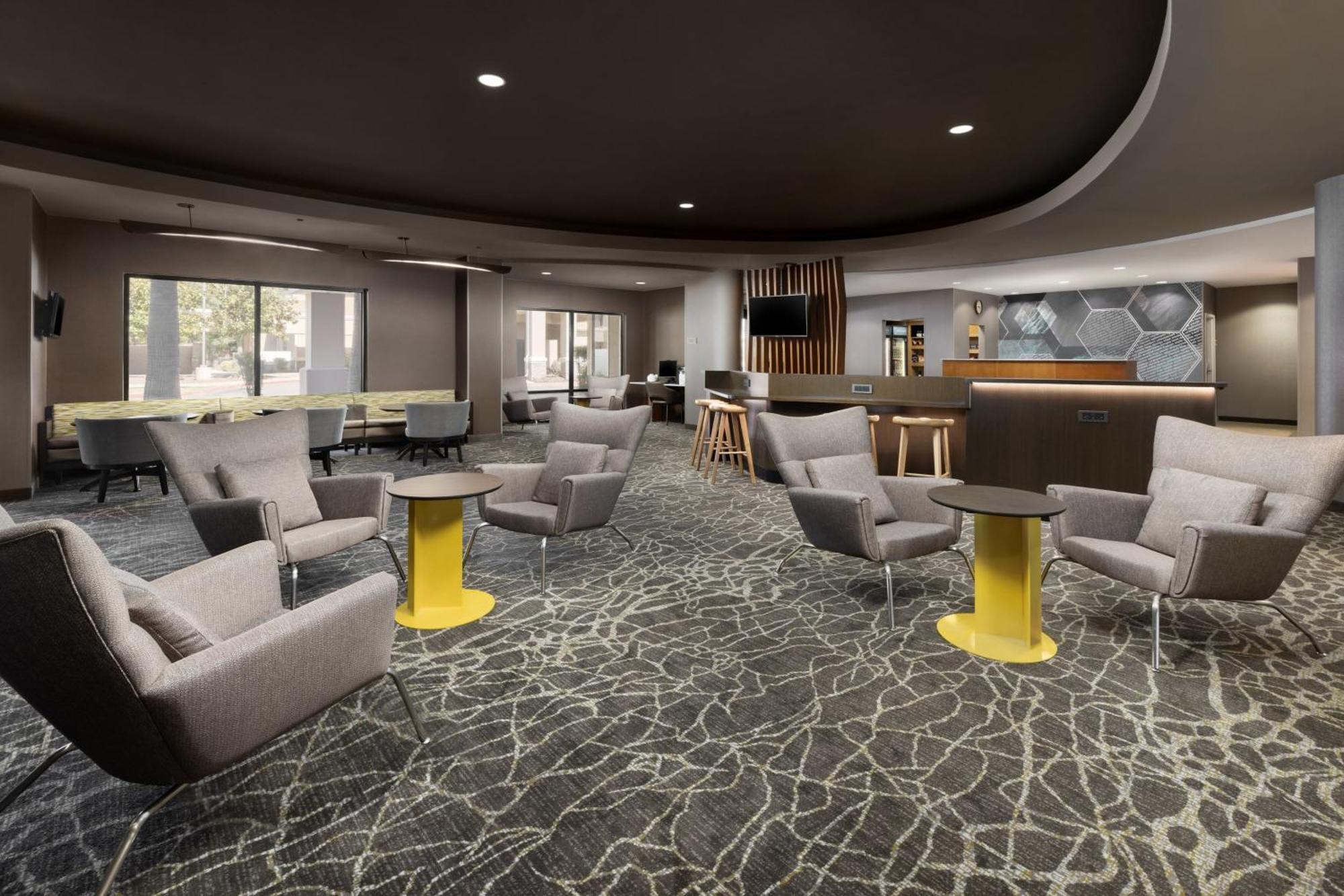 Springhill Suites Fresno Exteriér fotografie