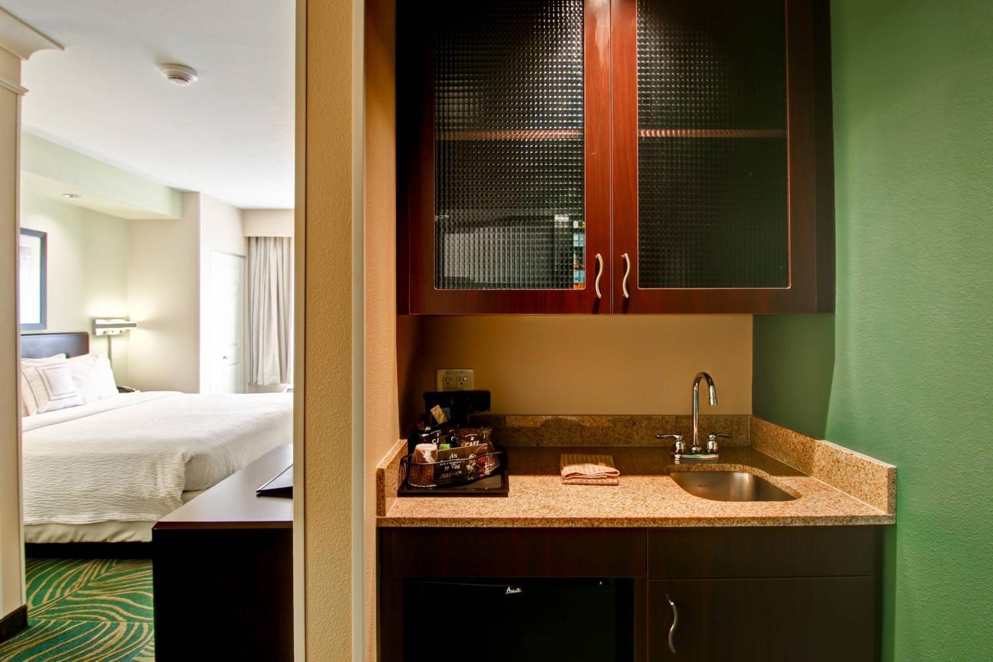 Springhill Suites Fresno Exteriér fotografie