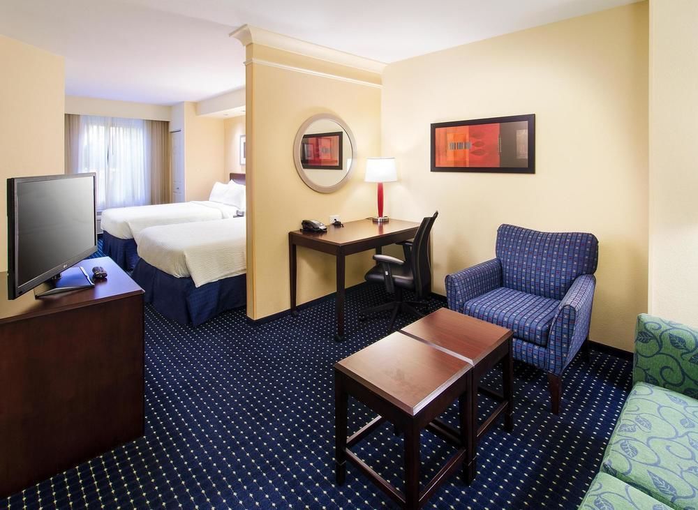 Springhill Suites Fresno Exteriér fotografie