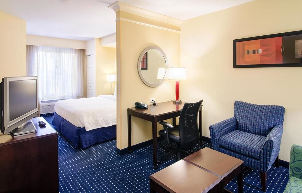 Springhill Suites Fresno Exteriér fotografie
